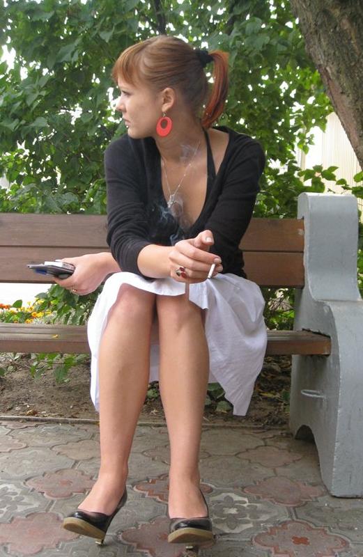 upskirt down blouse picture