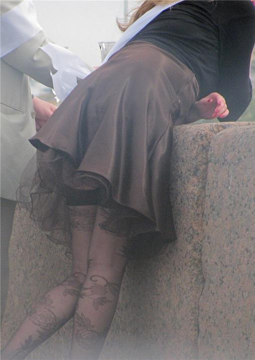 drew barrymore upskirt