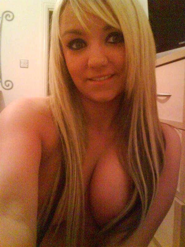 A blonde amateur girl in self taken pics from Rudolph image